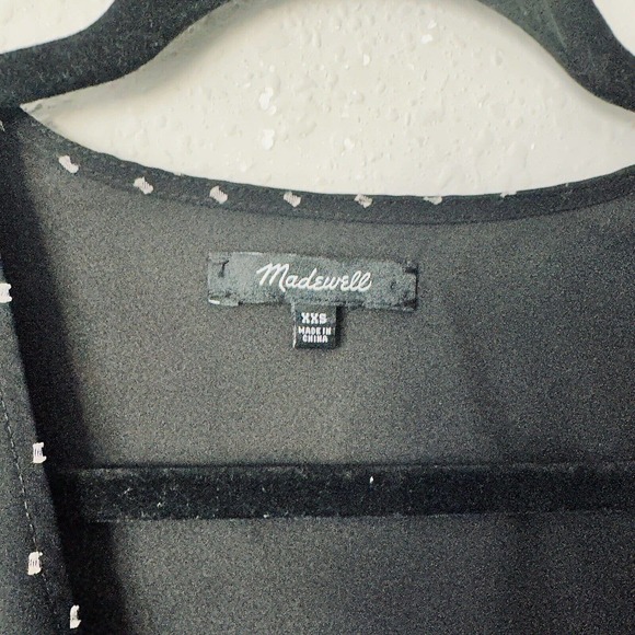 Madewell Flutter-Sleeve Peplum Wrap Top in Clipdot - Picture 3 of 6